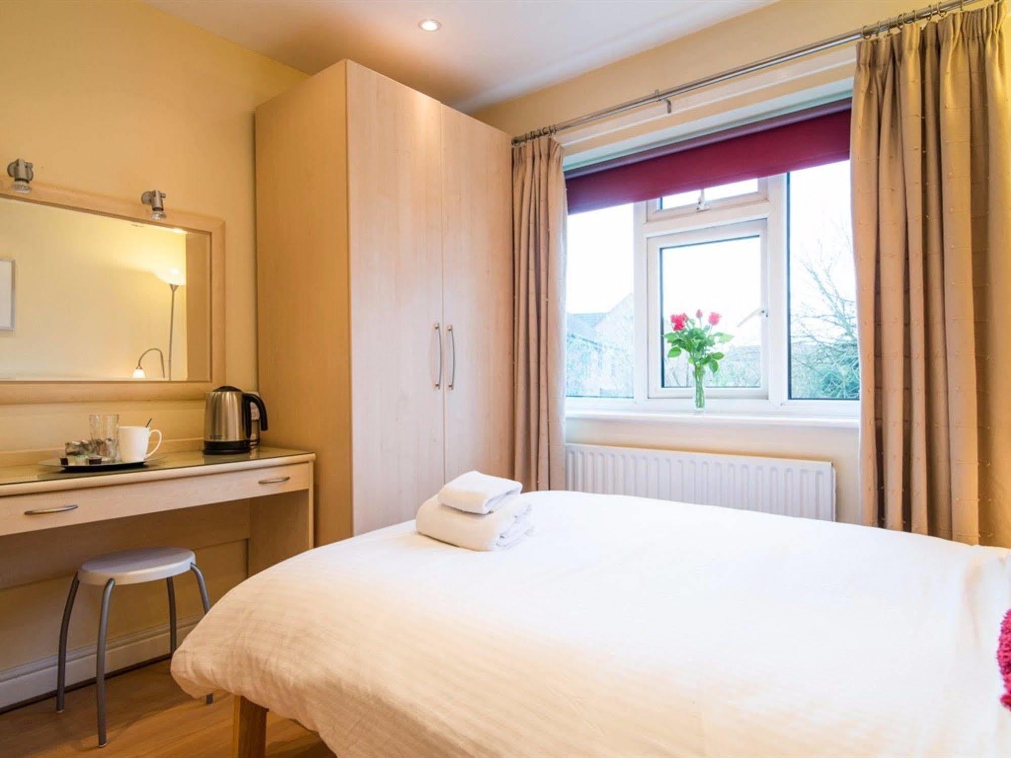 Ayuda House Hotel Altrincham Eksteriør billede