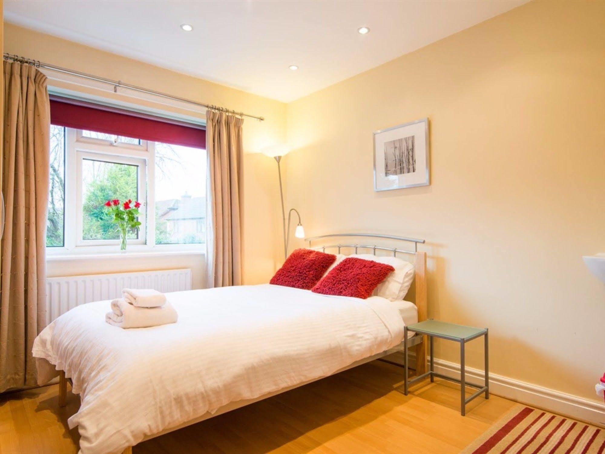 Ayuda House Hotel Altrincham Eksteriør billede