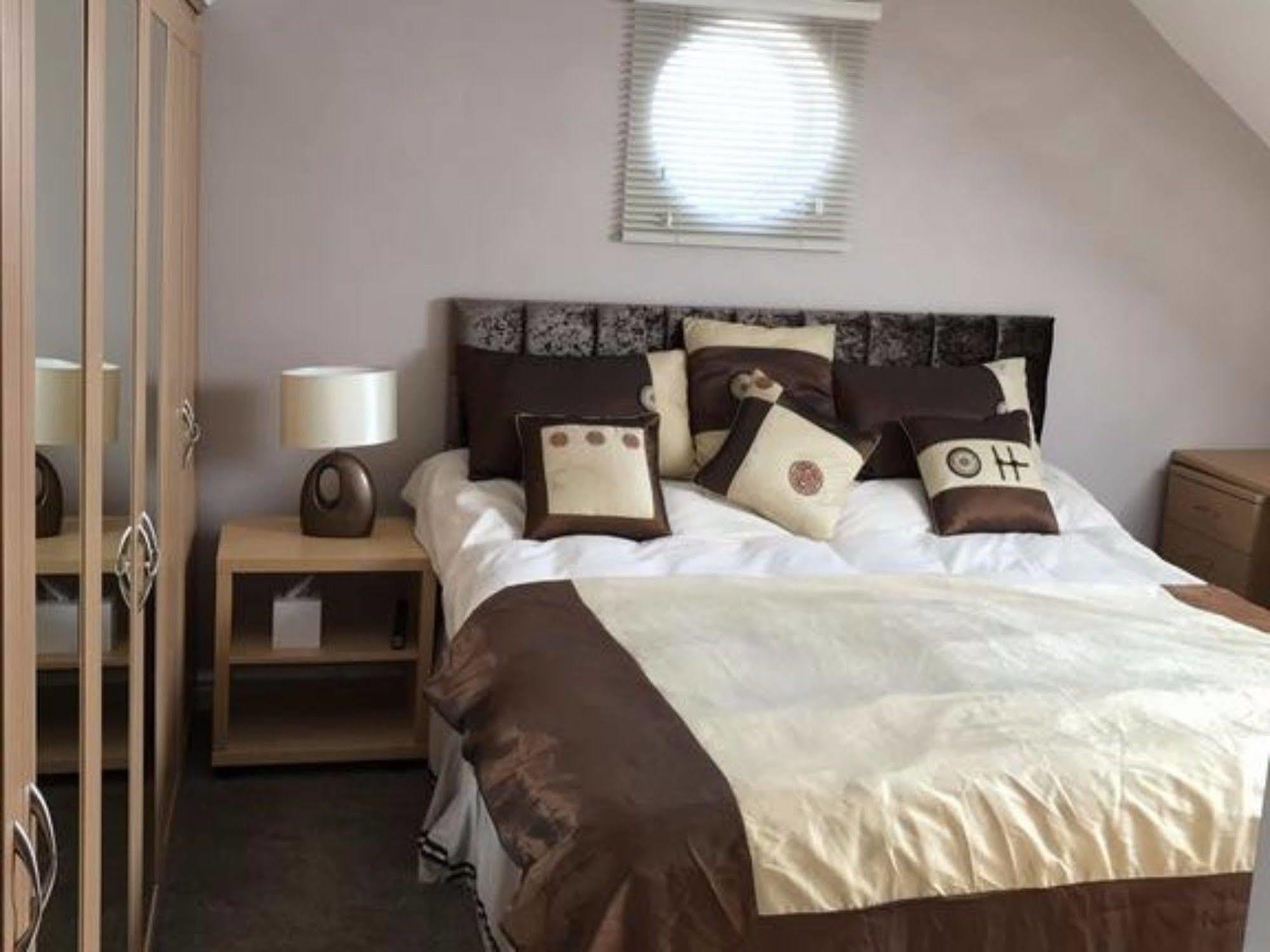 Ayuda House Hotel Altrincham Eksteriør billede